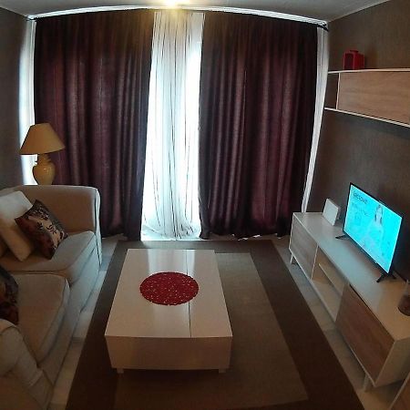 Duplex Costa Del Sol - Piscina&Gym Leilighet Estepona Eksteriør bilde